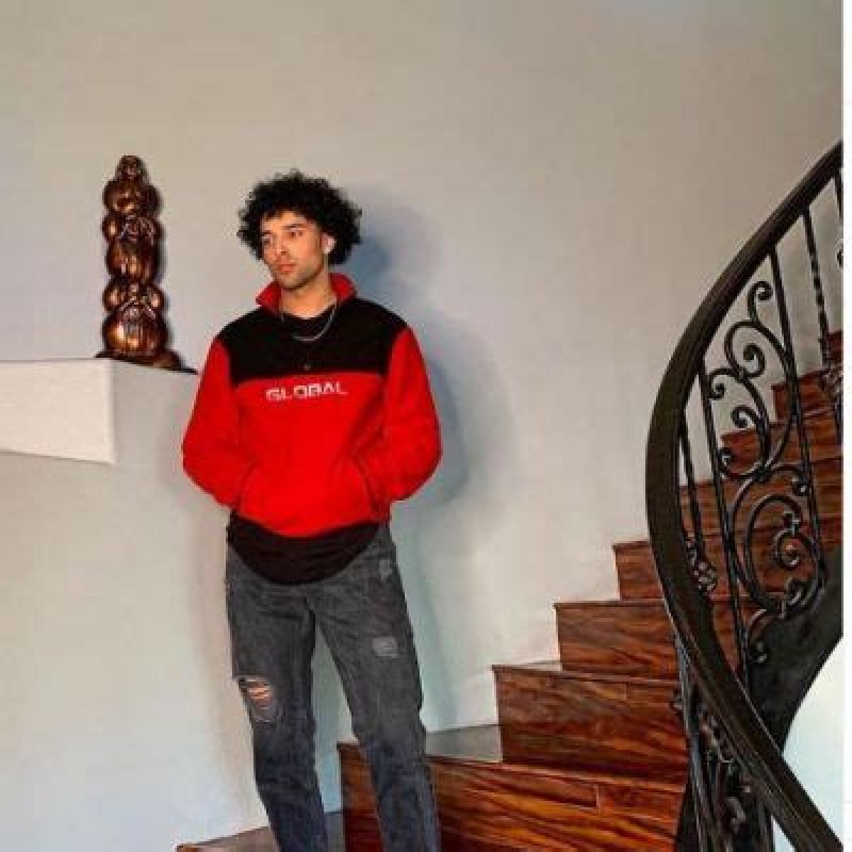 HTML